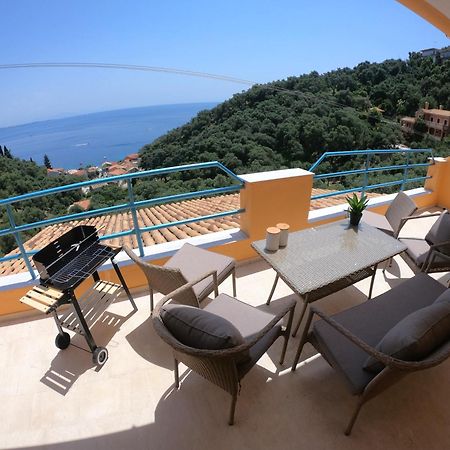 Silent Bay Apartments Katavolos Exterior photo