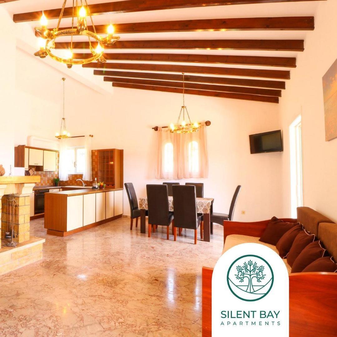 Silent Bay Apartments Katavolos Exterior photo