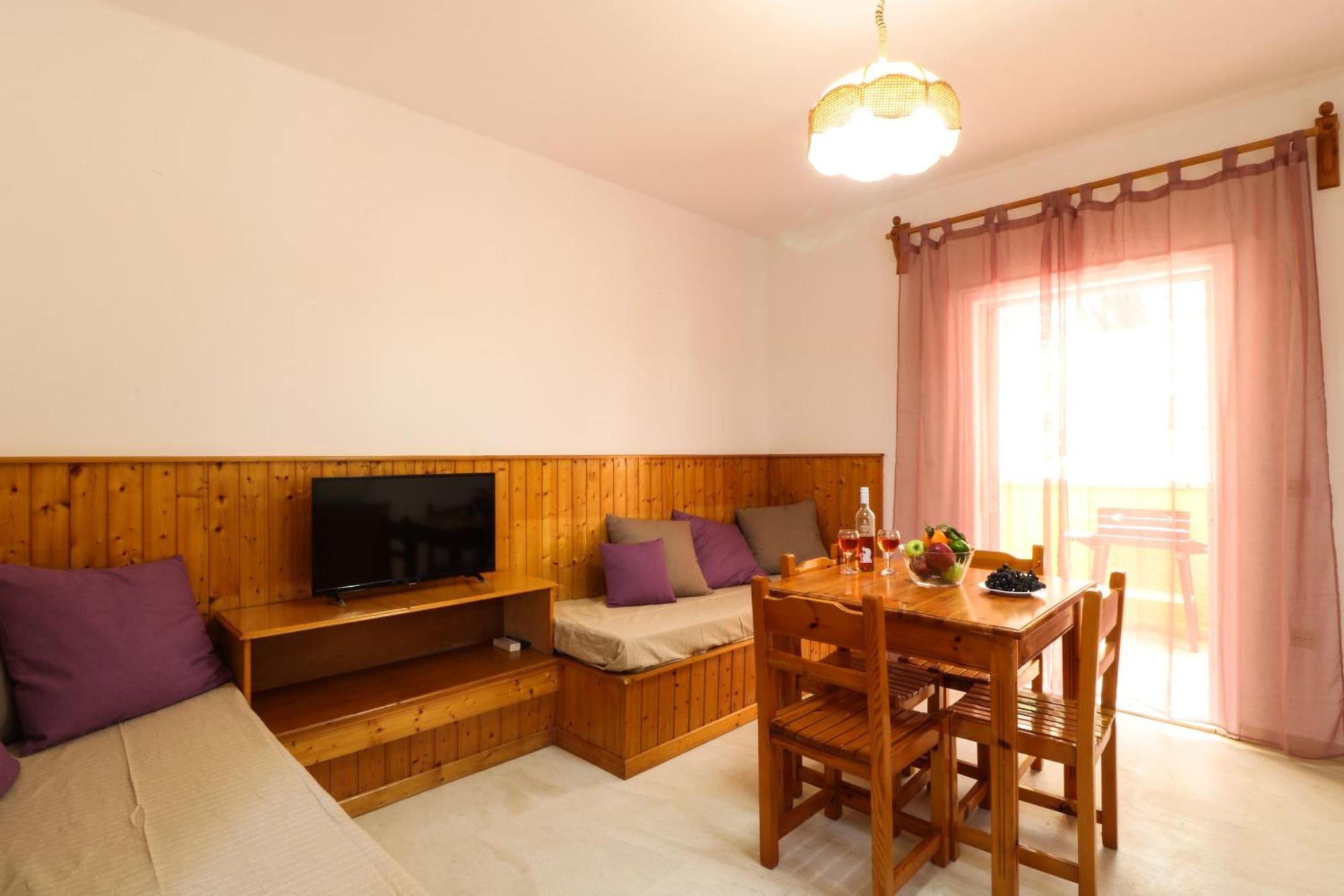 Silent Bay Apartments Katavolos Exterior photo