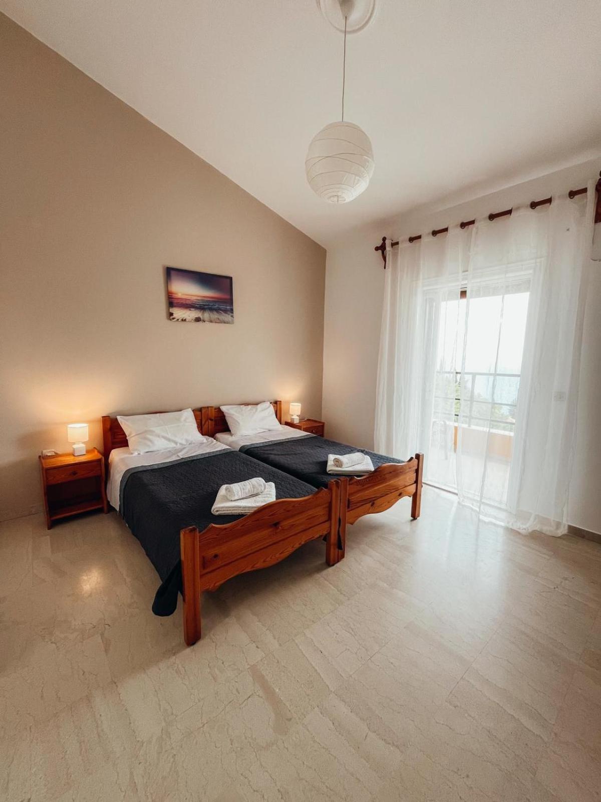 Silent Bay Apartments Katavolos Exterior photo