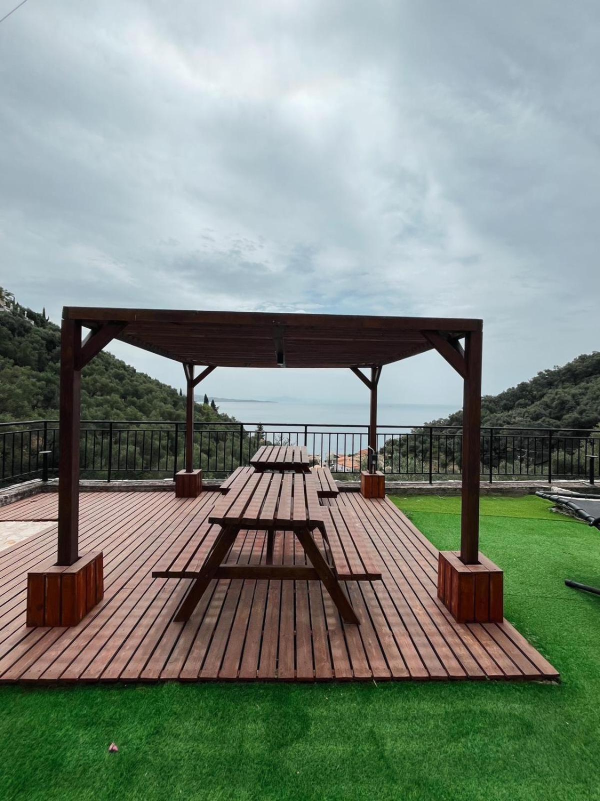 Silent Bay Apartments Katavolos Exterior photo