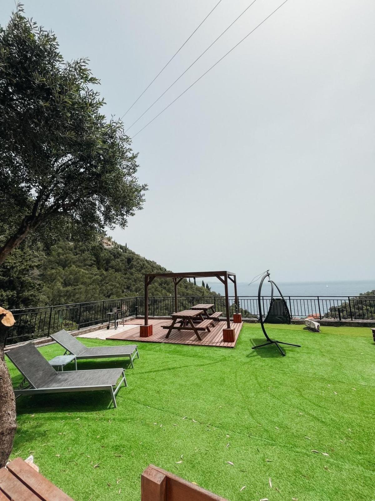 Silent Bay Apartments Katavolos Exterior photo